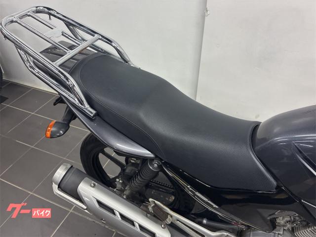 ヤマハ YBR125 LEDヘッドライト リアキャリア付き ガソリン残 ヤマハ YBR125 LEDヘッドライト リアキャリア付き ガソリン残