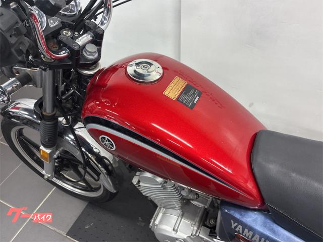 ヤマハ YB125SP フロントディスクブレーキ ガソリン残量
