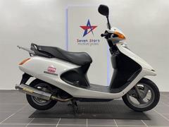 ホンダ　スペイシー１００　モリワキ製カスタムマフラー　ガソリン残量メーター付き　フロントディスクブレーキ　インナーポケット