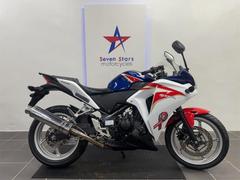 ホンダ　ＣＢＲ２５０Ｒ　カスタムマフラー　前後ディスクブレーキ　ガソリン残量メーター付き　トリコロールカラー