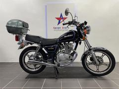 スズキ　ＧＮ１２５Ｈ　フロントディスクブレーキ　シフトポジション表示　リアＢＯＸ付き　ヘッドライトＯＮＯＦＦ機能　サイドスタンド
