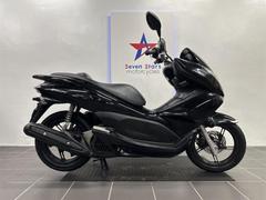 ホンダ　ＰＣＸ　ＪＦ２８モデル　フロントディスクブレーキ　ガソリン残量メーター付き　デジタルメーター　アイドリングストップ