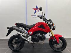 ホンダ　グロム　キタコ製カスタムマフラー　ＬＥＤヘッドライト　前後ディスクブレーキ　ガソリン残量メーター付き　デジタルメーター
