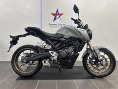 ホンダ　ＣＢ１２５Ｒ　ＬＥＤヘッドライト　シフトポジション表示　ガソリン残量メーター付き　前後ディスクブレーキ　ＡＢＳ　ゴールドホイール