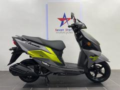 スズキ　アヴェニス１２５　国内モデル　ガソリン残量メーター付き　フロントディスクブレーキ　キックスタート付き　シガーソケット標準装備
