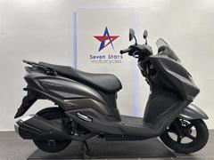 スズキ　バーグマンストリート１２５　ＬＥＤヘッドライト　フロントディスクブレーキ　ガソリン残量メーター付き　キックスタート