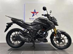 ホンダ　ホーネット２．０　ＬＥＤヘッドライト　ガソリン残量メーター付き　シフトポジション表示　デイトナ製ＵＳＢ電源装備　前後ディスク