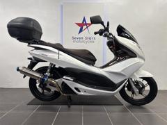 ホンダ　ＰＣＸ　ＪＦ２８　ビームス製カスタムマフラー　ガソリン残量メーター付き　リアＢＯＸ付き　インナーカスタム