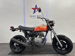 ホンダ　Ａｐｅ　エイプ５０　ＦＩ　ハンドル周りカスタム　ローフェンダー　インジェクション搭載