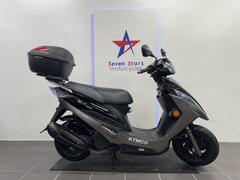 ＫＹＭＣＯ　ＧＰ１２５　ＦＩ　ガソリン残量メーター　フロントディスクブレーキ　リアＢＯＸ付き　デジタルメーター
