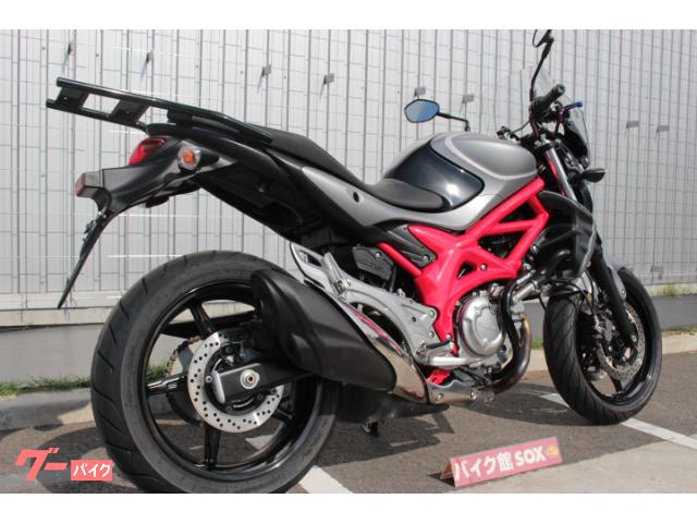 スズキ グラディウス４００ ２０１２年モデル バイザー ゴールドメダル製エンジンガード リアキャリア付き 千葉県 バイク館ｓｏｘ八千代緑が丘店 8503402b30210617001 の中古バイク 新車バイク Goo バイク情報
