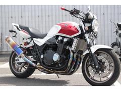 ホンダ　ＣＢ１３００Ｓｕｐｅｒ　Ｆｏｕｒ　ワイバンフルエキ・ストライカーバックステップ・他装備