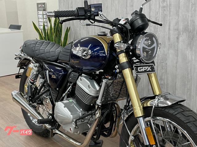 ＧＰＸ Ｌｅｇｅｎｄ２５０　Ｂｒｉｇｈｔｏｎ　フルカスタム　２本出しマフラー　ＵＳＢ電源２口　ラジエーターガードの画像（千葉県