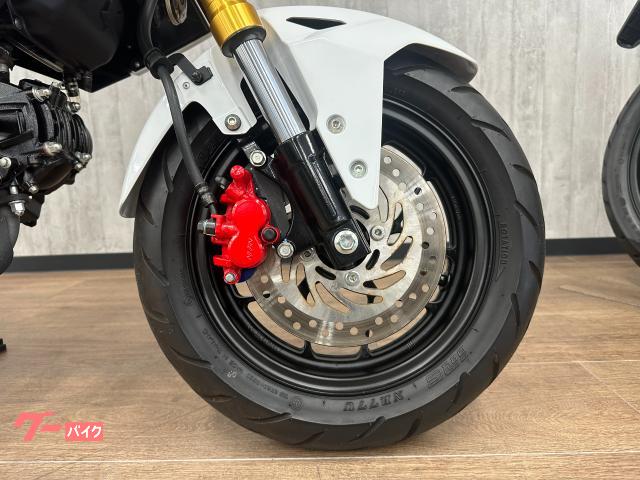 ホンダ グロム 125 赤／白 中古車 社外キャリア ヘルメットホルダー