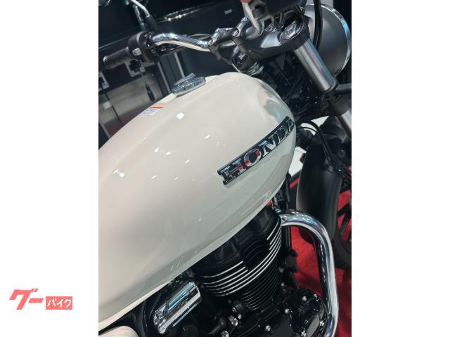 ホンダ GB350 2025年モデル クラシカルホワイト｜ホンダ