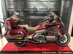 ホンダ　ゴールドウイング　ＧＬ１８００ツアー　５０周年モデル　シートヒーター　ウインドスクリーン　フォグライト　ｄｃｔ　　ｅｔｃ２．０