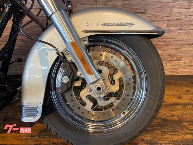 HARLEY－DAVIDSON FLHRC ロードキング