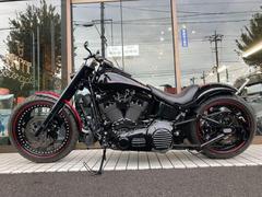 ＨＡＲＬＥＹ−ＤＡＶＩＤＳＯＮ　ＦＸＳＴＢ　ナイトトレイン　３００ワイドホイール　ＢＡＤＬＡＮＤ製作　エアサス装備　ミクニＨＳＲキャブ