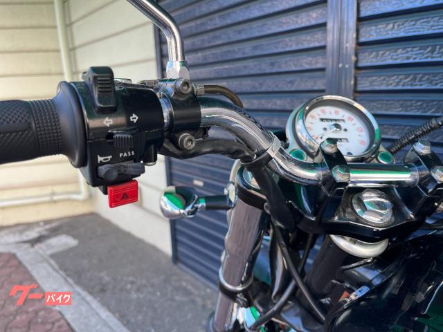 カワサキ エストレヤRS キャブレター最終モデル ブラックxホワイト