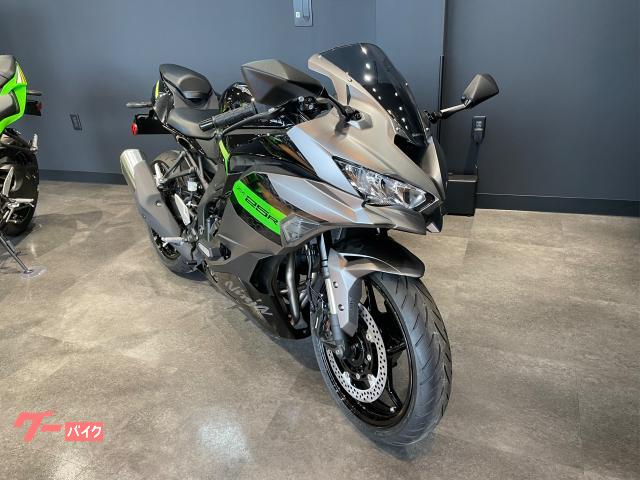 くれけりページ 新車 カワサキ Ninja ZX－25R SE グレー／ブラック | 川口輪業