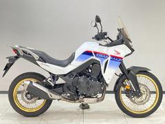 ホンダ　ＸＬ７５０トランザルプ　ＥＴＣ２．０・ＵＳＢ電源・ローシート　２０２３年モデル　ロスホワイト