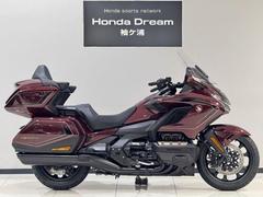 ホンダ　ゴールドウイング　ＧＬ１８００ツアー　２０２５年モデル　ボルドーレッドメタリック