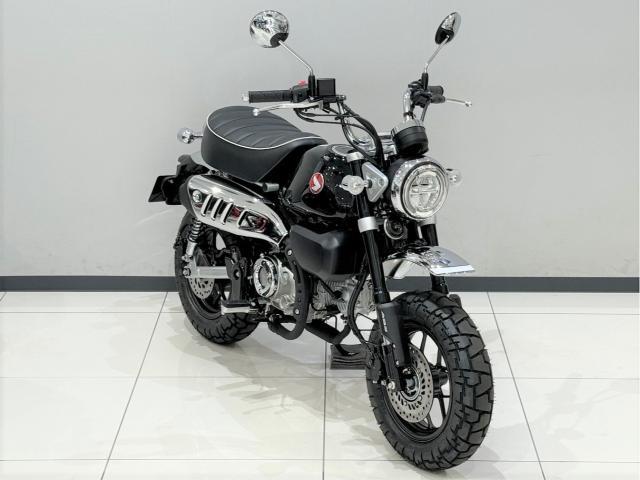 ホンダ モンキー１２５ ２０２４年モデル シーンシルバーＭ｜ホンダドリーム袖ヶ浦｜新車・中古バイクなら【グーバイク】