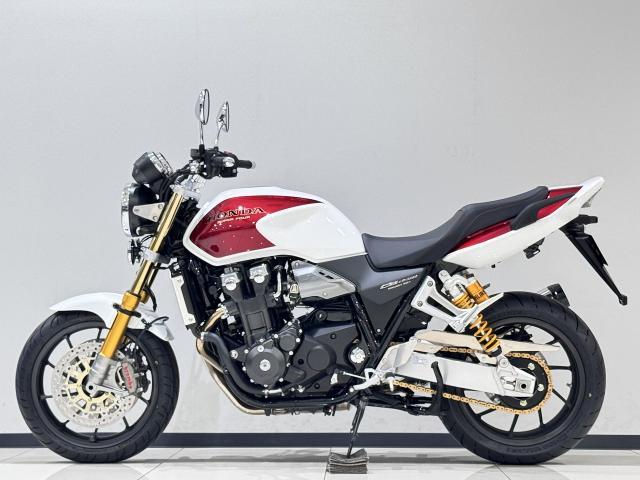 希少　ホンダフュージョン　限定アニバーサリー　パールサンビームホワイト　9点一式 希少 ホンダフュージョン 限定アニバーサリー パールサンビーム