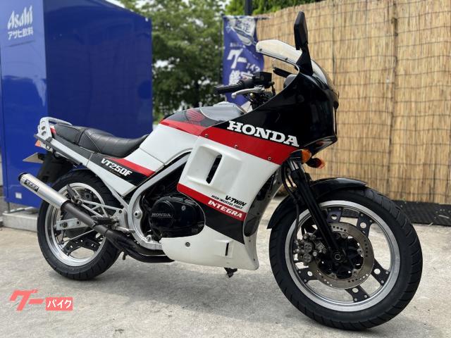 ＶＴ２５０Ｆインテグラ　Ｆ２Ｆ　ｓｐｅｃｉａｌ　ｅｄｉｔｉｏｎ　集合社外マフラー　タイヤ新品