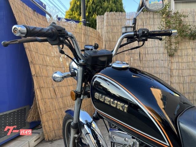 スズキ GN125－2F カスタムブラック BEAMSマフラー