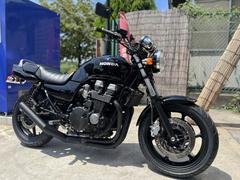 ホンダ　ＣＢ７５０　ブラックカスタムｓｔｙｌｅ　Ｂｉｇオイルクーラー　ダイヤモンドブラック鏡面ＮＥＷペイント　タイヤ新品　車検付き