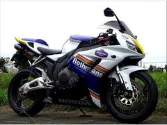 ホンダ　ＣＢＲ１０００ＲＲ　ＳＣ５７　ロスマンズカラー　ＥＴＣ車載器　エイミングスポーツレーシングマフラー　　アクティブフェンダ