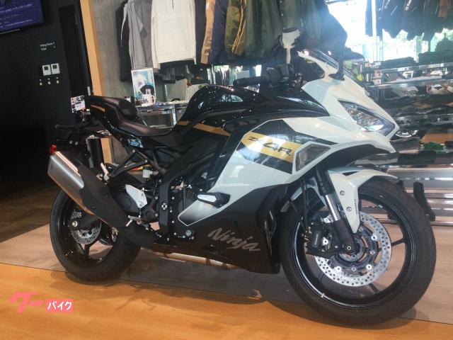 九山株式会社 ASX-81GTYO4SR - 冷凍機内蔵型多段オープンショーケース - 製品