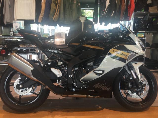 カワサキ Ninja ZX－4R SE｜カワサキ プラザ武蔵村山