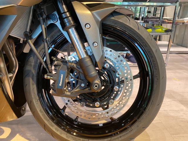 カワサキ Ninja ZX－4R SE 2026年モデル メーカー保証