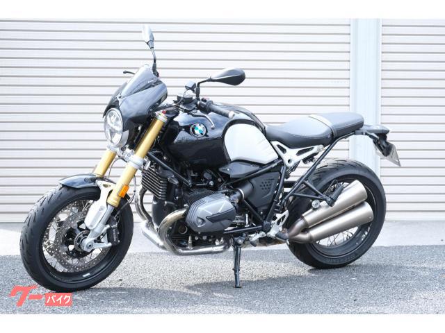 BMW RnineT スクリーン アクラポビッチマフラー
