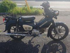 ホンダ　クロスカブ１１０　リアキャリア、グリップヒーター、マルチバー付