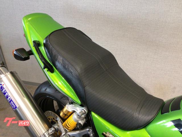 カワサキ ＺＲＸ１２００Ｒ マレーシア仕様 ＯＶＥＲ製マフラー・前後オーリンズサスペンション・ＳＴＲＩＫＥＲバックステップ等カスタム多数｜バイク王  茅ヶ崎絶版車館｜新車・中古バイクなら【グーバイク】