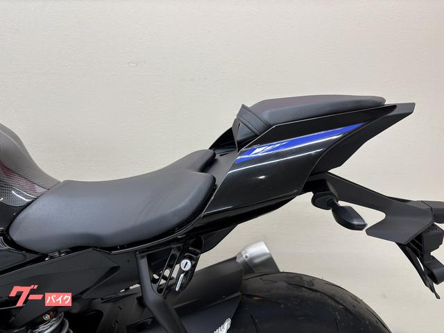 yzf r1 2024年　純正サイドカウル yzf r1 2024年純正サイドカウル