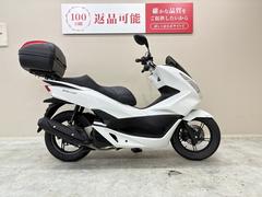 ホンダ　ＰＣＸ　カスタムシート　ロッドホルダー　トップケース装備