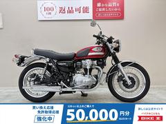 カワサキ　Ｗ８００　２０２２年モデル　ワンオーナー　エンジンガード　グリップヒーター　ＵＳＢポート装備　ＥＴＣ２．０標準