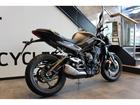 ストリートトリプルR 純正アクセサリー多数装備 認定中古車 2024年モデル ABS Silver Ice