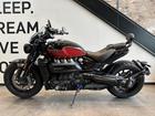 TRIUMPH ロケット3ストームGT