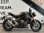 TRIUMPHスピードトリプル1200RS