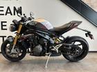 TRIUMPHスピードトリプル1200RS