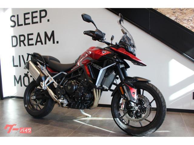 タイガー900GT 2024年モデル アクセサリー装着 認定中古車 Carnival Red／Sapphire Black