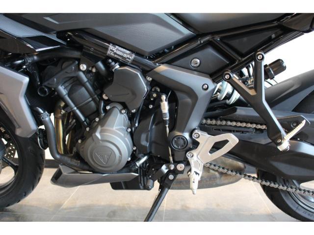 タイガースポーツ660 2024年モデル 認定中古車 純正アクセサリー多数装備 ABS Jet Black／Graphite