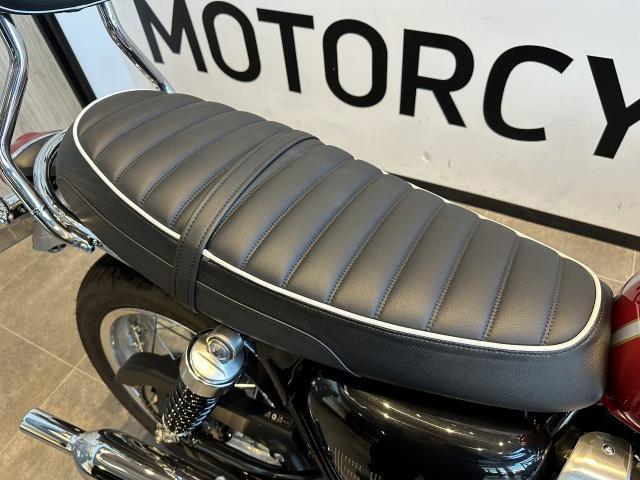 ボンネビルT120エルビスプレスリースペシャルエディション