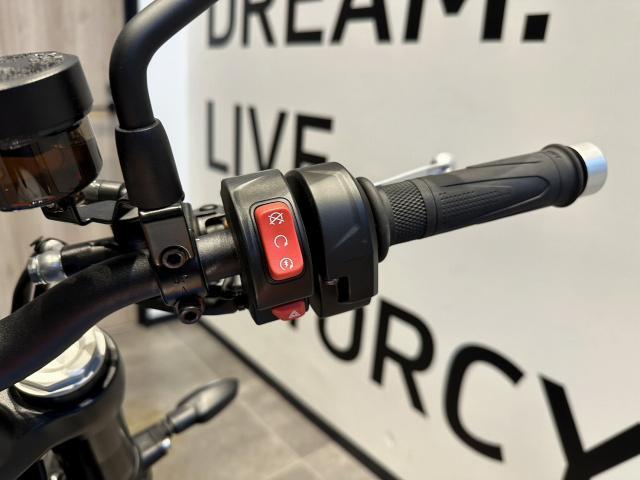 スピードツイン900