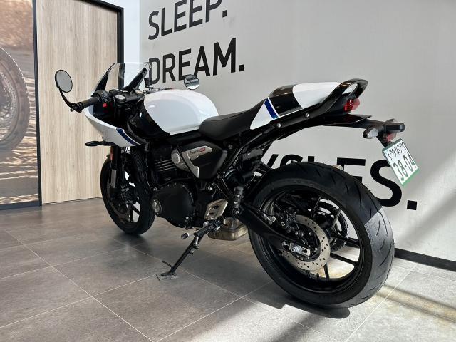 スラクストン400
